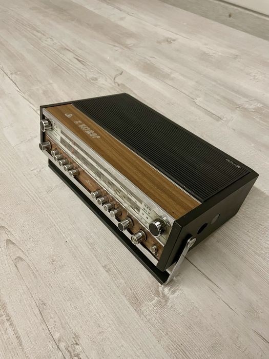 Radio turystyczne z prl Unitra Jowita 2