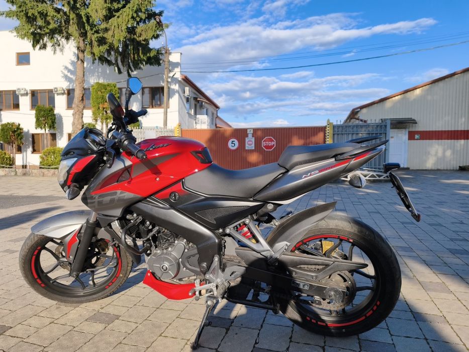 Bajaj pulsar ns200 2020