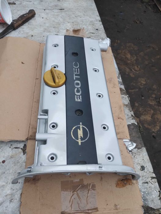 Клапанна кришка Опель вектра в