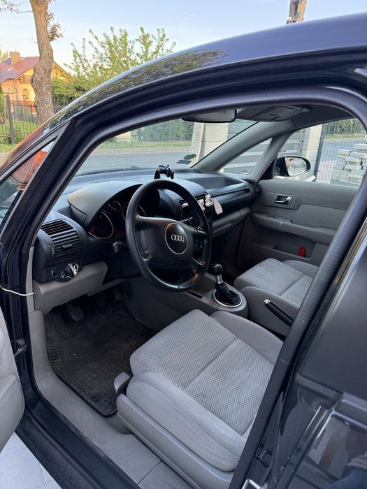 Audi a2 czarne w super stanie