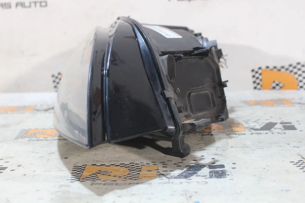 Ótica / farol direita AUDI TT (8J3)