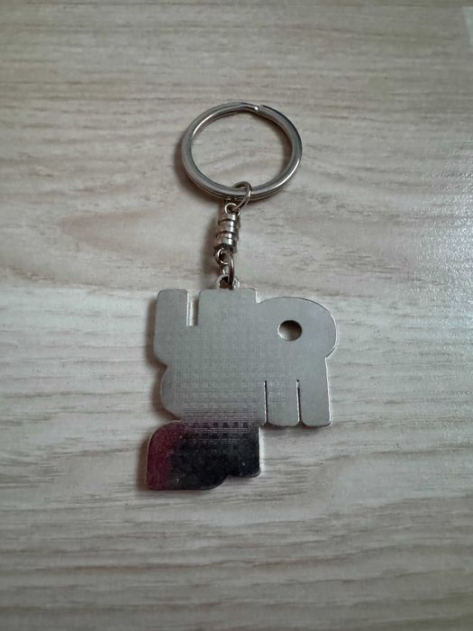 Metalowy breloczek do kluczy przywieziony z Grecji = Olympia