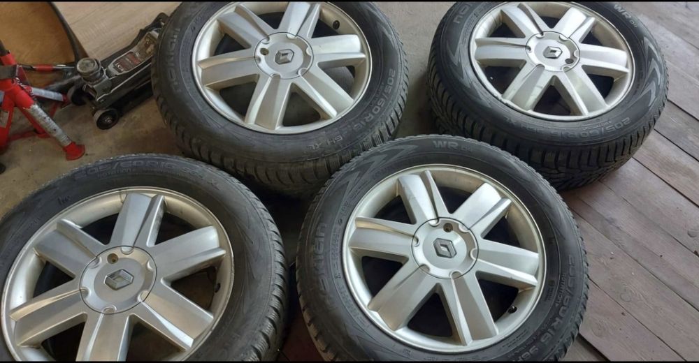 205 60 R 16 kola zimowe  renault  4x100