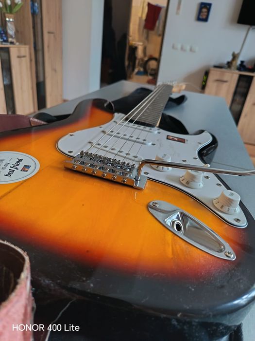 Sprzedam gitarę elektryczne