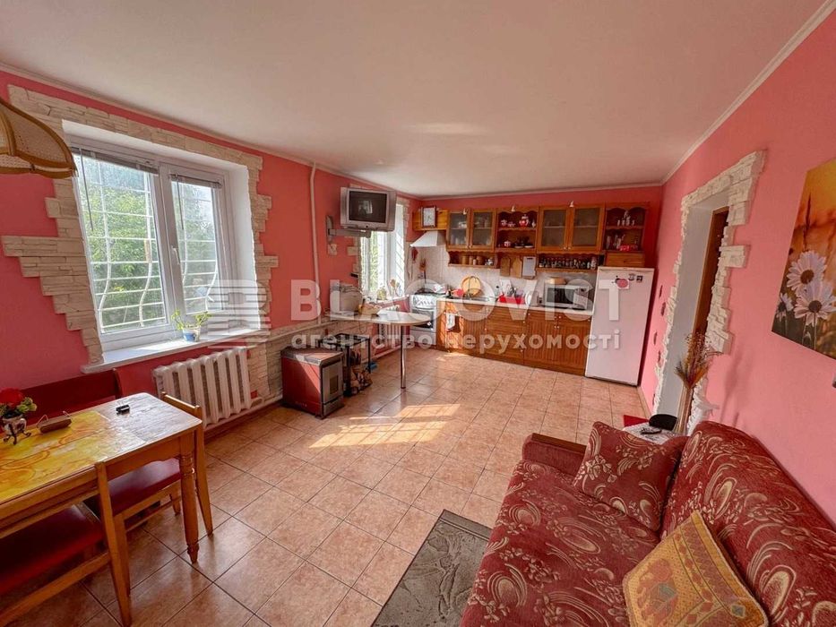 2-поверховий будинок Вишеград Бучанський  Київська обл 30 км від Києва