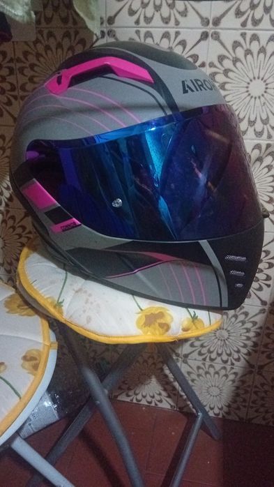 Capacete novinho