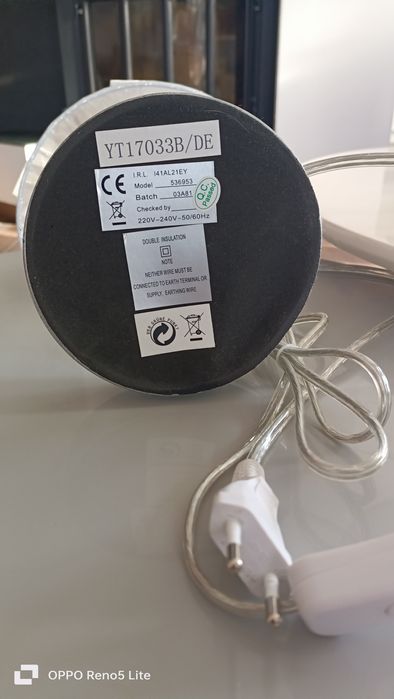 Lampy stołowe nowe.