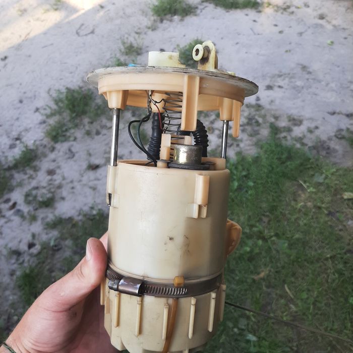 Насос топлевный Рено Меган Сценик