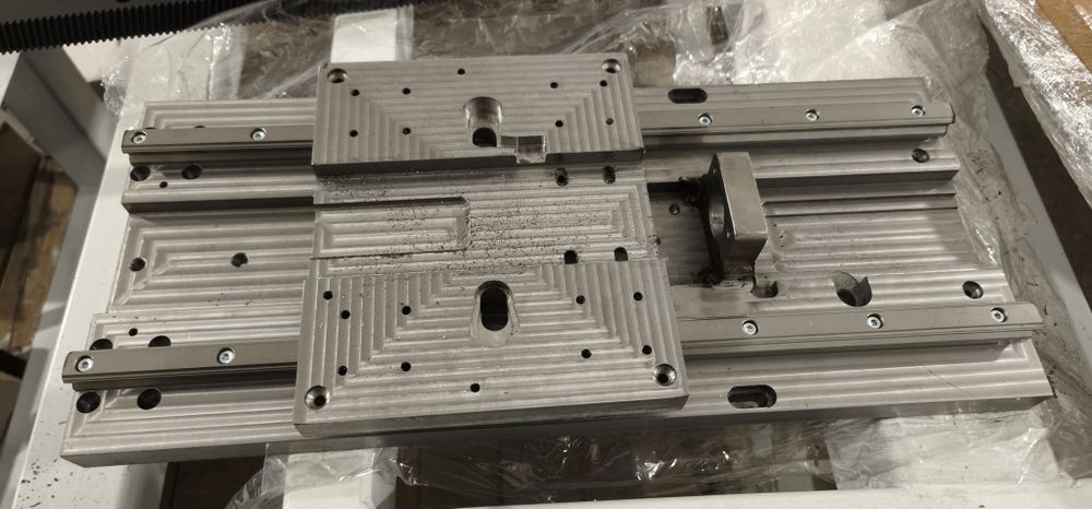 2D-3D фрезерування деталей на ЧПУ.