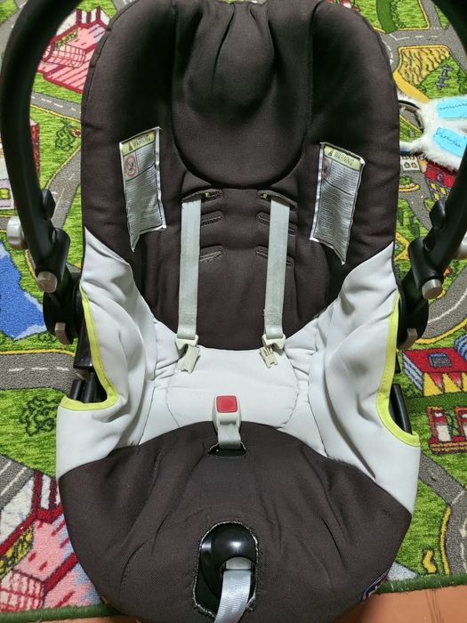 Автокресло Chicco від 0-18 кг