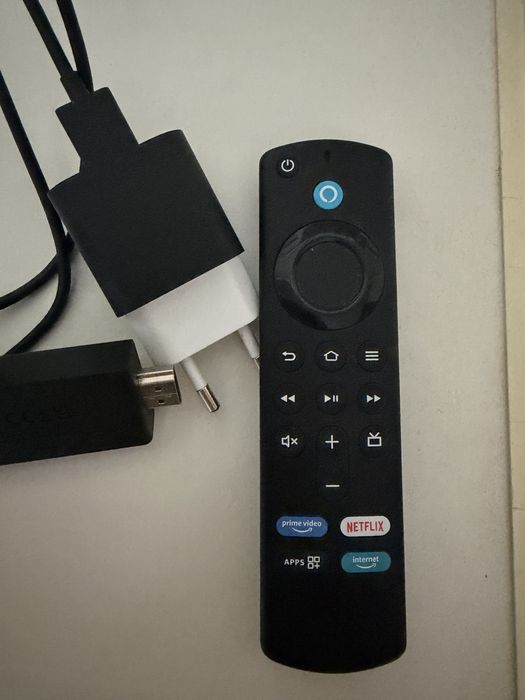 Amazon Fire TV Stick 3. Gen | Pilot Alexa | Stan Idealny!