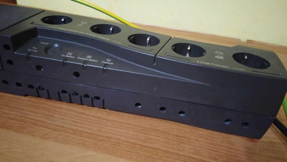 Упс Безперебійник APC 330Ват  Інвертор