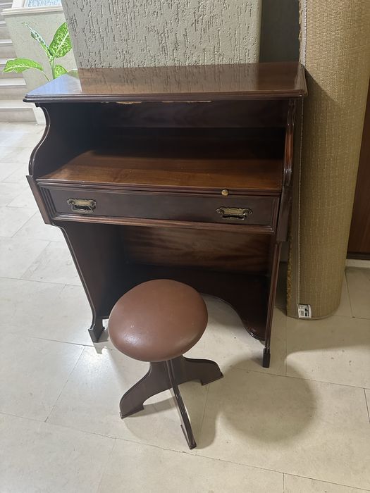 Moveis vintage  usados