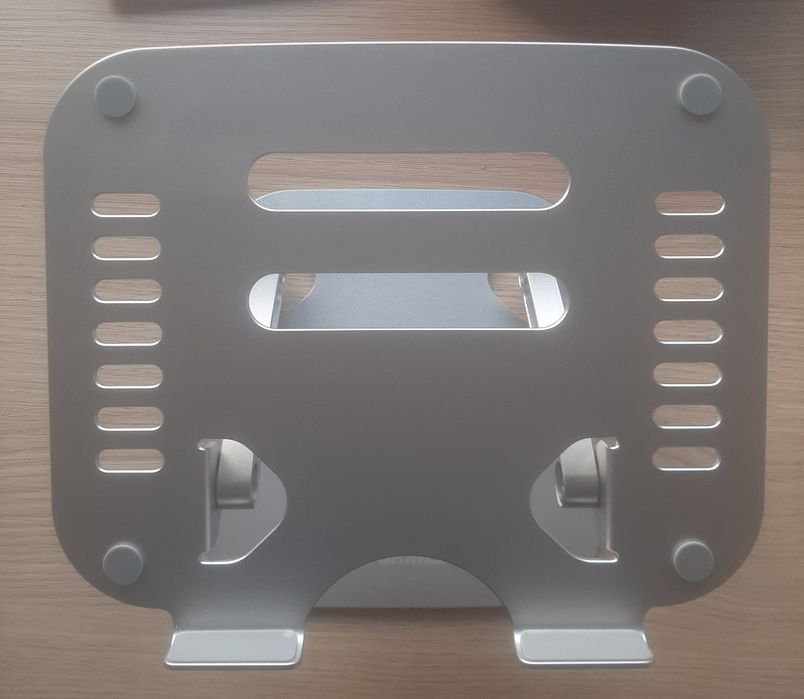 Podstawka pod laptop/tablet + oryginalne opakowanie