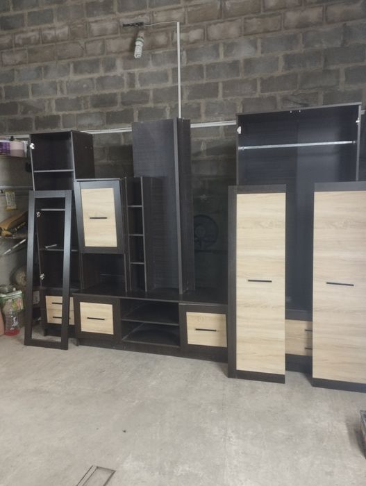 Продам стінку в гарному стані!