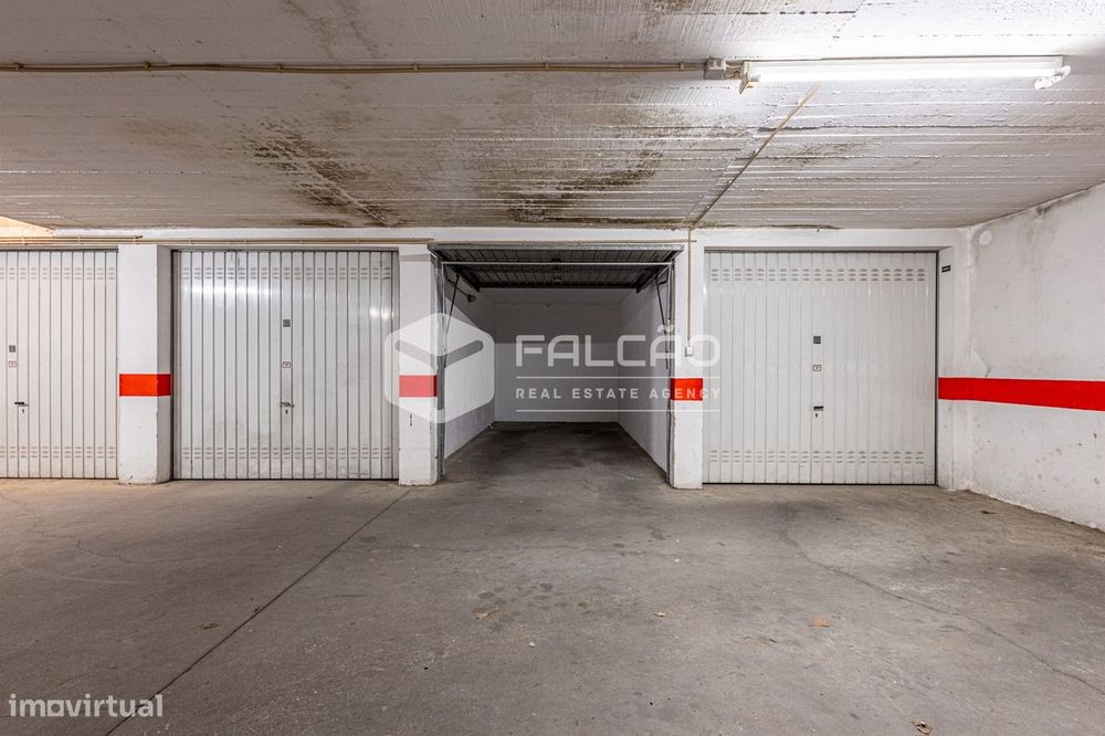 Garagem  Venda em Santarém (Marvila), Santa Iria da Ribeira de Santaré