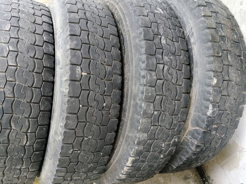 Opony 10 R22.5 ciężarowe Bridgestone napęd prowadzace