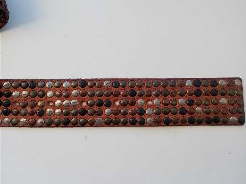 Винтажный кожаный ремень с заклепками cowboys belt(оригинал, италия).