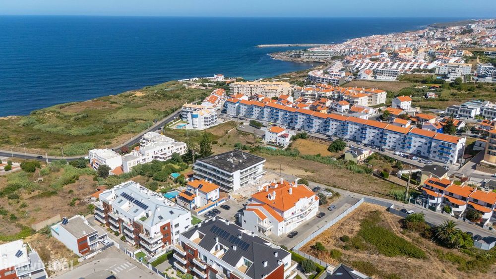 T2 Ericeira a 700m da praia com vista mar