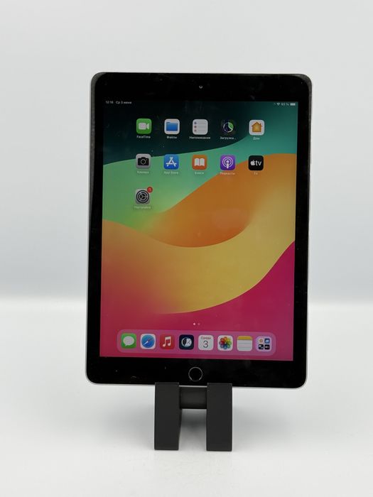 iPad 6 покоління 9.7 128gb space Gray ідеал з гарантією Без обмежень
