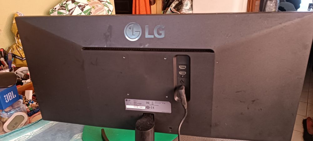 Monitor LG ultra wide e 3 + pq