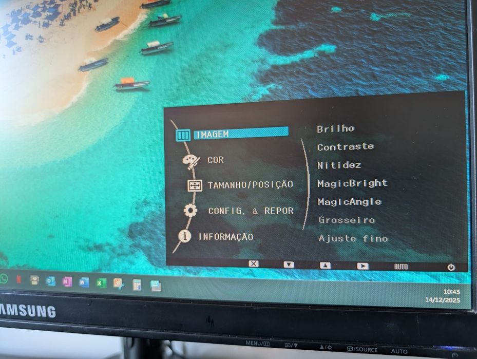 Ecrã Samsung 22 Polegadas