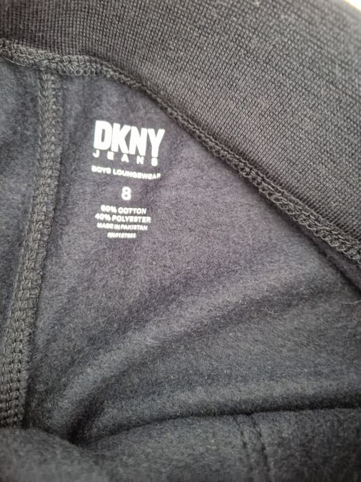 Komplet dresowy chłopięcy 8-10 lat DKNY