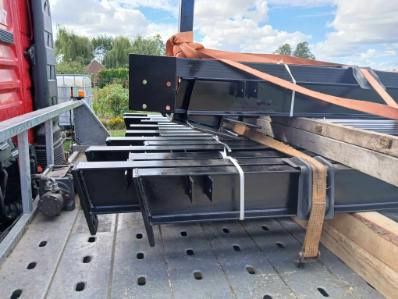 Konstrukcja hali 8x25x5m