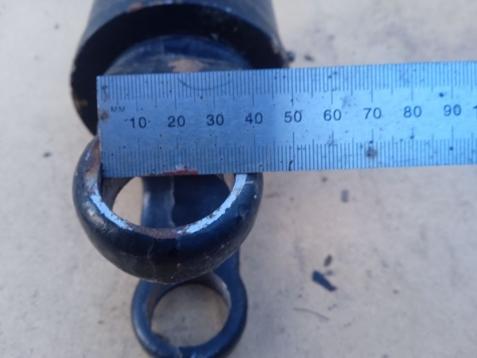 Обгонна муфта карданного валу на 8 шліців хрестовина 35*96