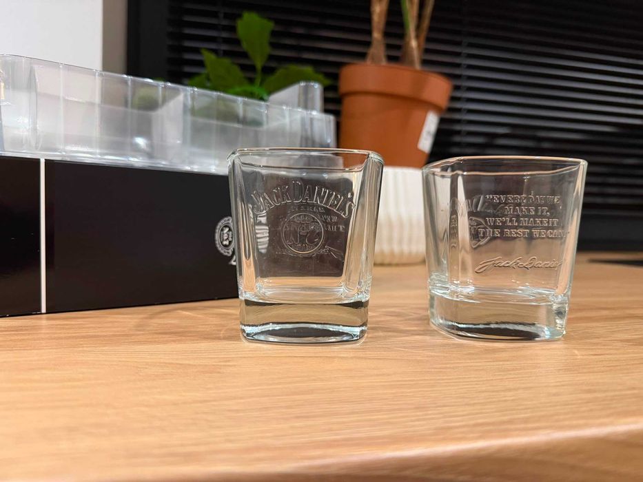 Jack Daniels 2 szklanki (szklaneczki do whisky)