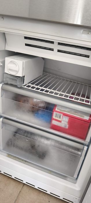 Frigorífico combinado com avaria