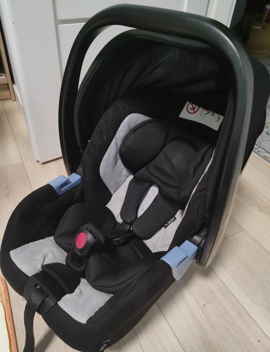 Fotelik samochodowy recaro privia+adaptery