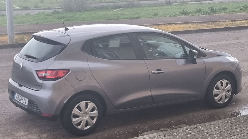 Renault Clio 1.5dci (151 mil km)(dez 2015)