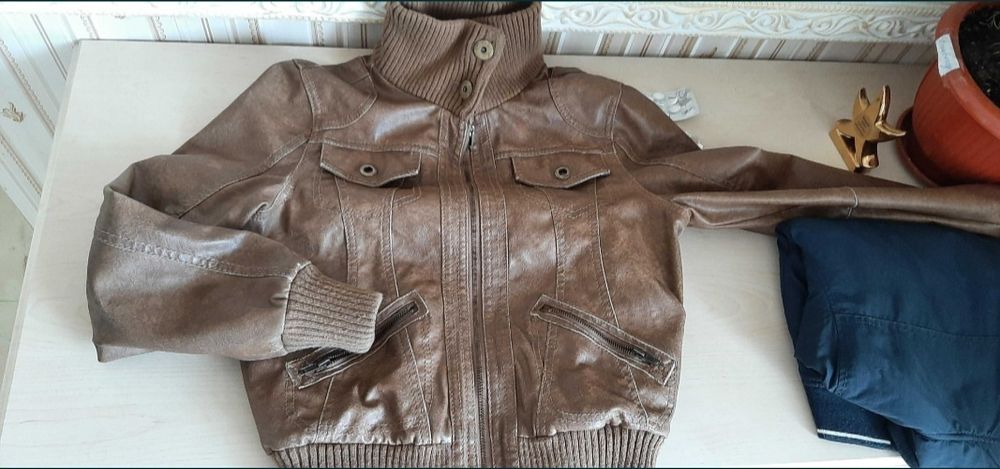 Куртка демисезона