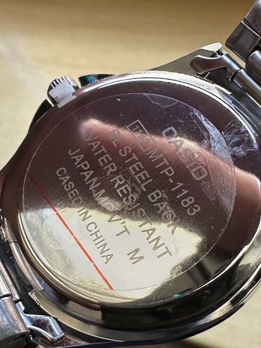 Casio MTP-1183 – srebrny zegarek męski
