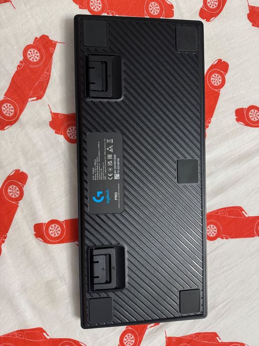 Клавіатура Logitech Pro