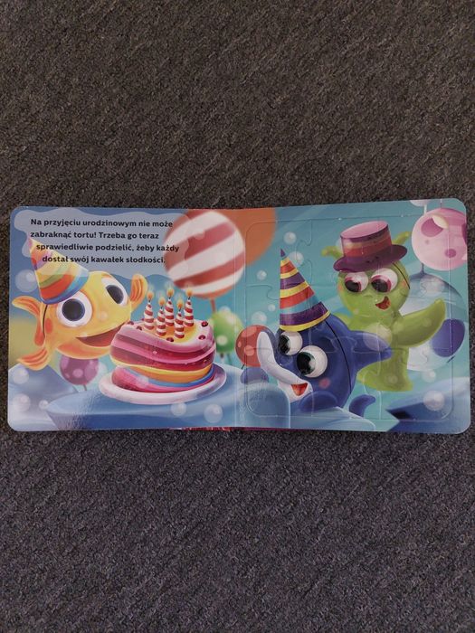 Książeczka z puzzlami.