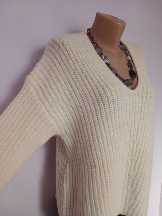 Теплий , базовий ,светр DRYKORN