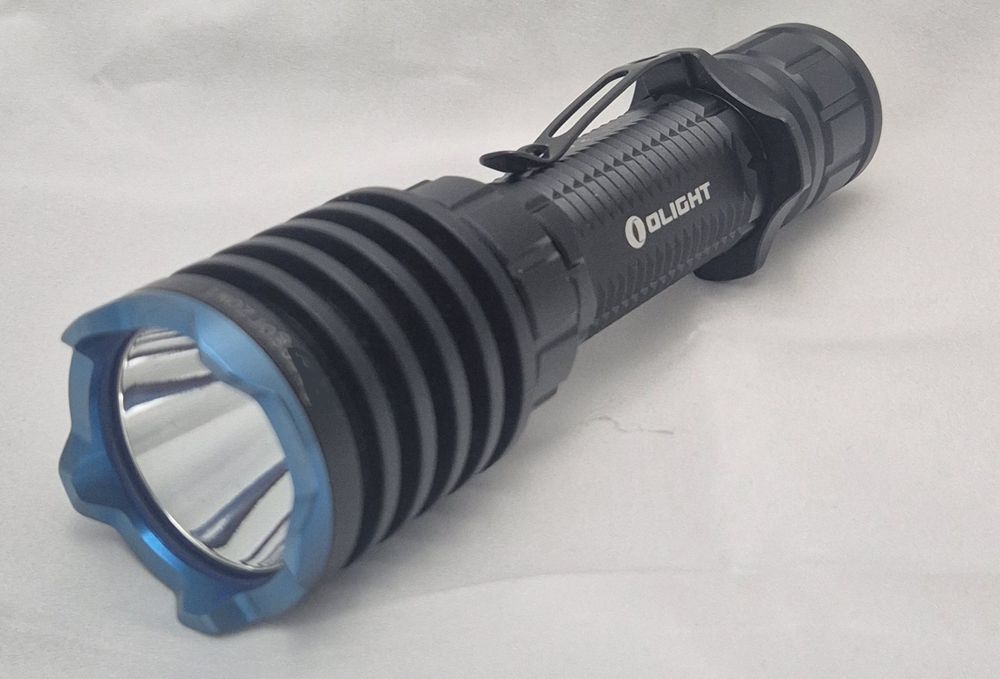 Olight warior x Pro 2100 lumenow, 500 metrow zasięgu