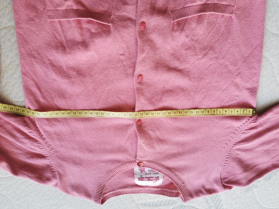 Rozpinany sweterek roz. 146