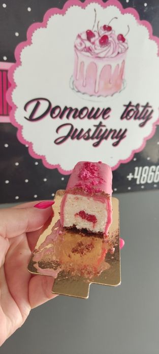 Słodki stół oraz torty