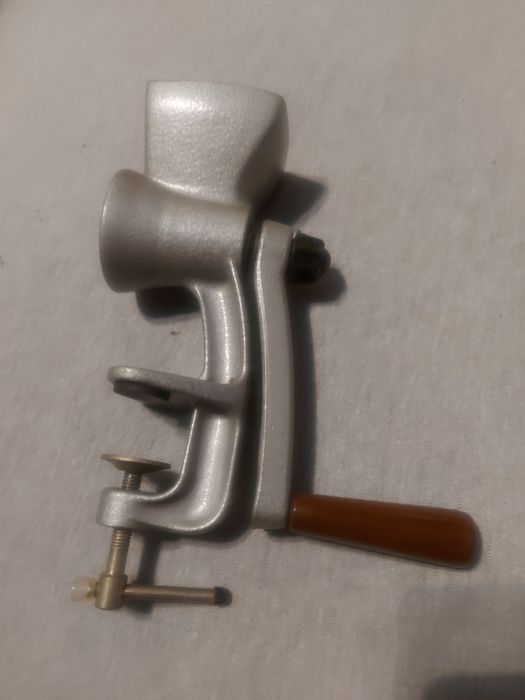 Maszynka do rozdrabniania orzechów