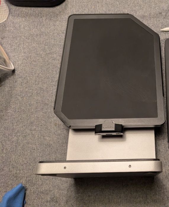 Підставка Kensington StudioDock для iPad 12,9"