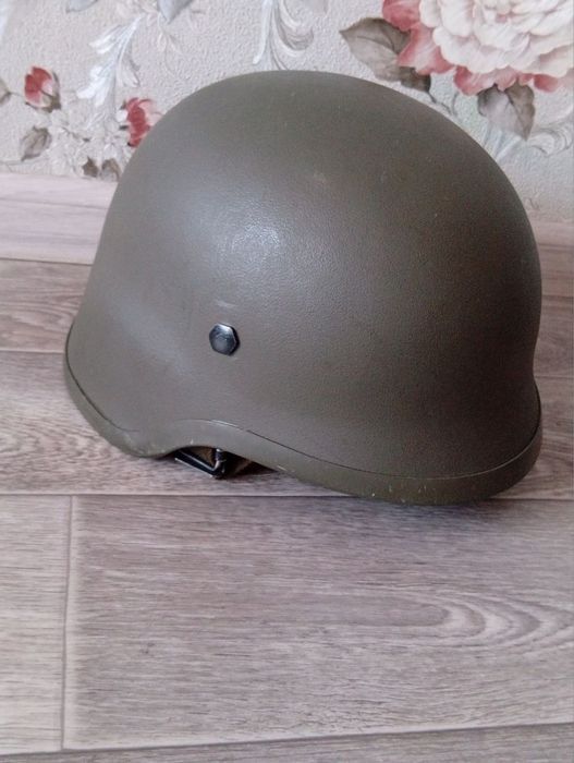 Немецька каска Bundeswehr M92