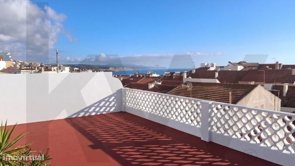 Apartamento T3 Remodelado | Estacionamento privativo | Centro da vila