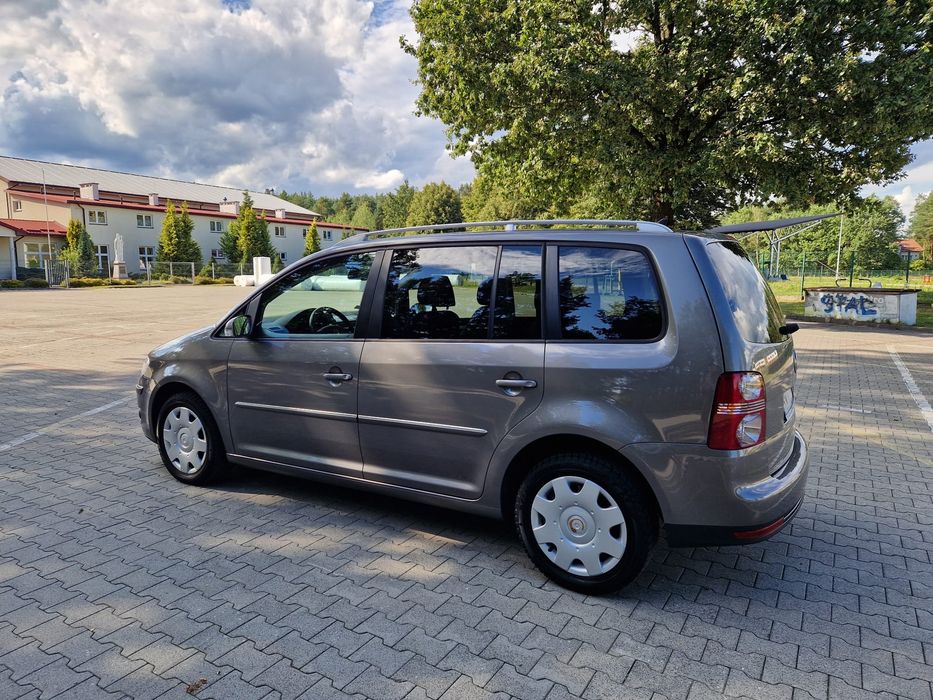 wvolkswagen turan 7 osób stan niemiecki perfekcja  automat  dsg