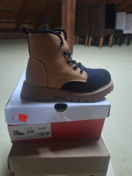 Buty trapery zimowe chłopiece rozmiar 28