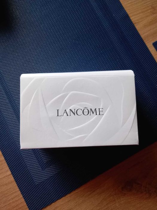 Подарункова упаковка Lancome