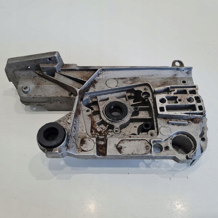 Steel 5200 Karter Obudowa Silnika Korpus Połówka