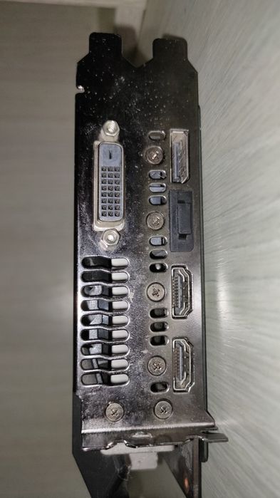 GTX 1060 6gb Asus Rog Strix